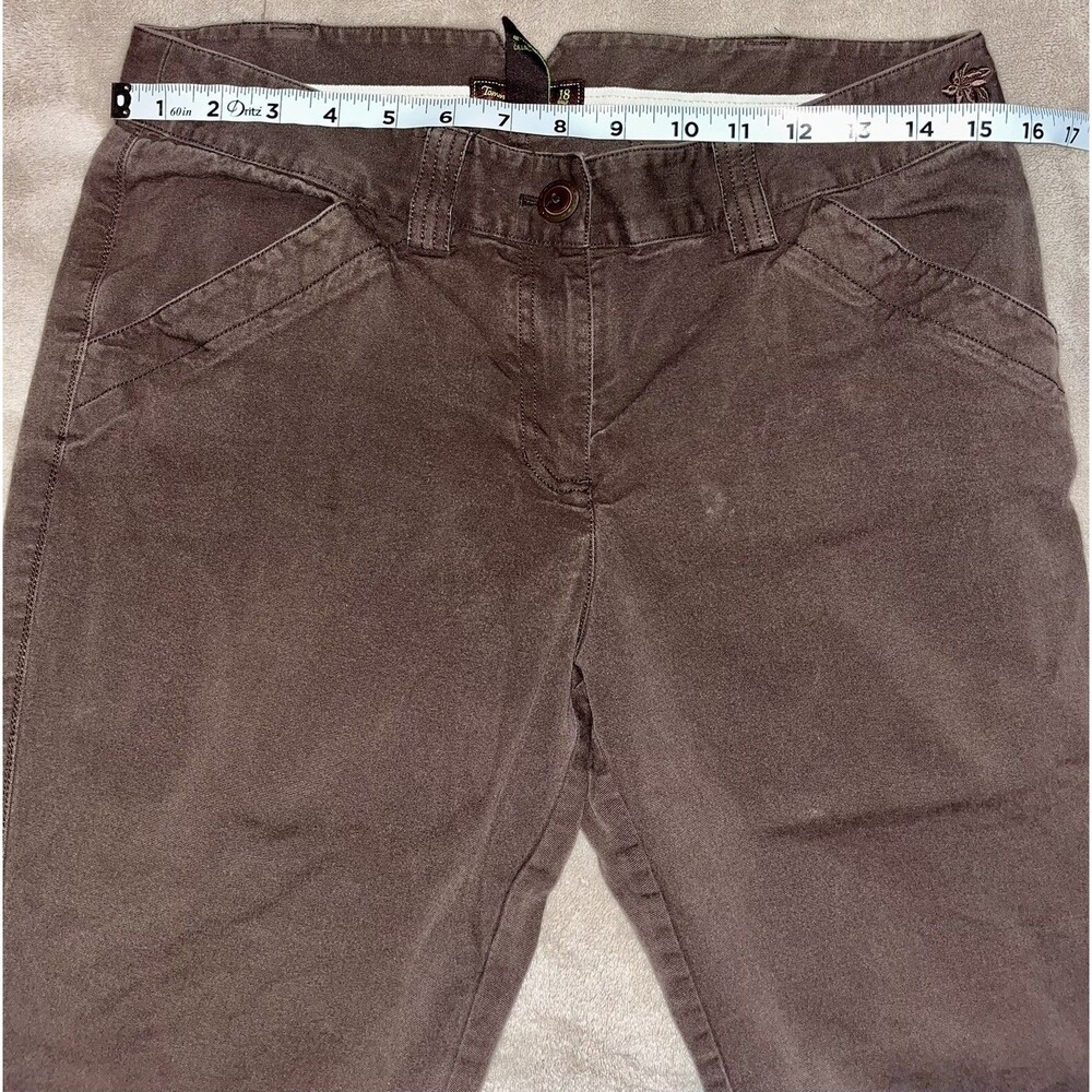 Tommy Bahama Womens Size 10 Capri Pants Brown Slash Pockets Mid Rise Flat Front - Picture 2 of 4